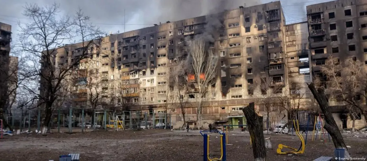 На місці зруйнованих будинків у Маріуполі виростають нові ЖК — для приїжджих