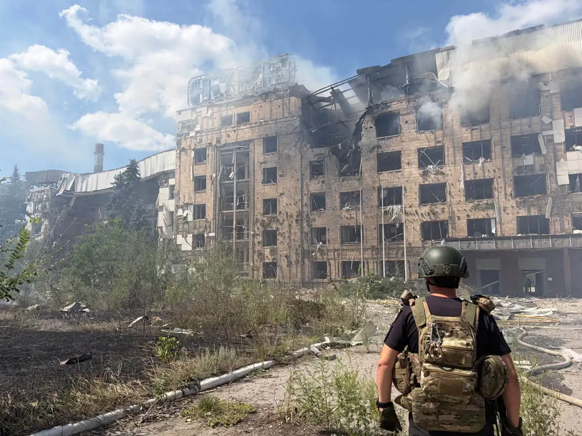У Краматорську триває розбір завалів після вчорашніх обстрілів