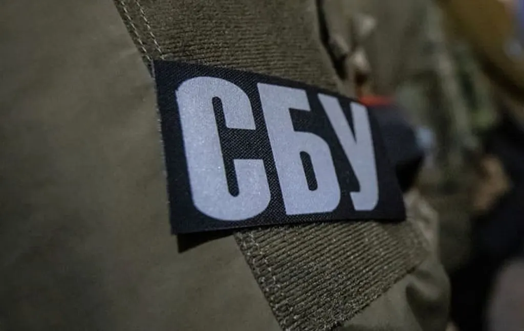 СБУ заочно повідомила про підозру наглядачу тюрми на Луганщині, який катував полонених