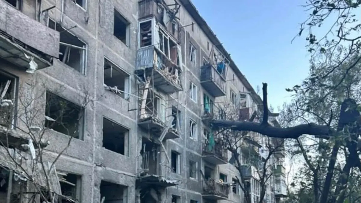Ворог вдарив по житлових кварталах Слов'янська: постраждали люди