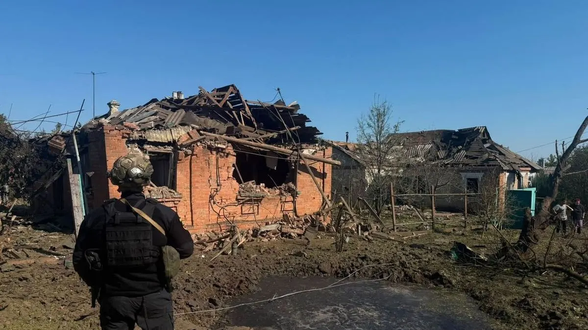 На Слов'янськ скинули бомбу: поранено мирного жителя