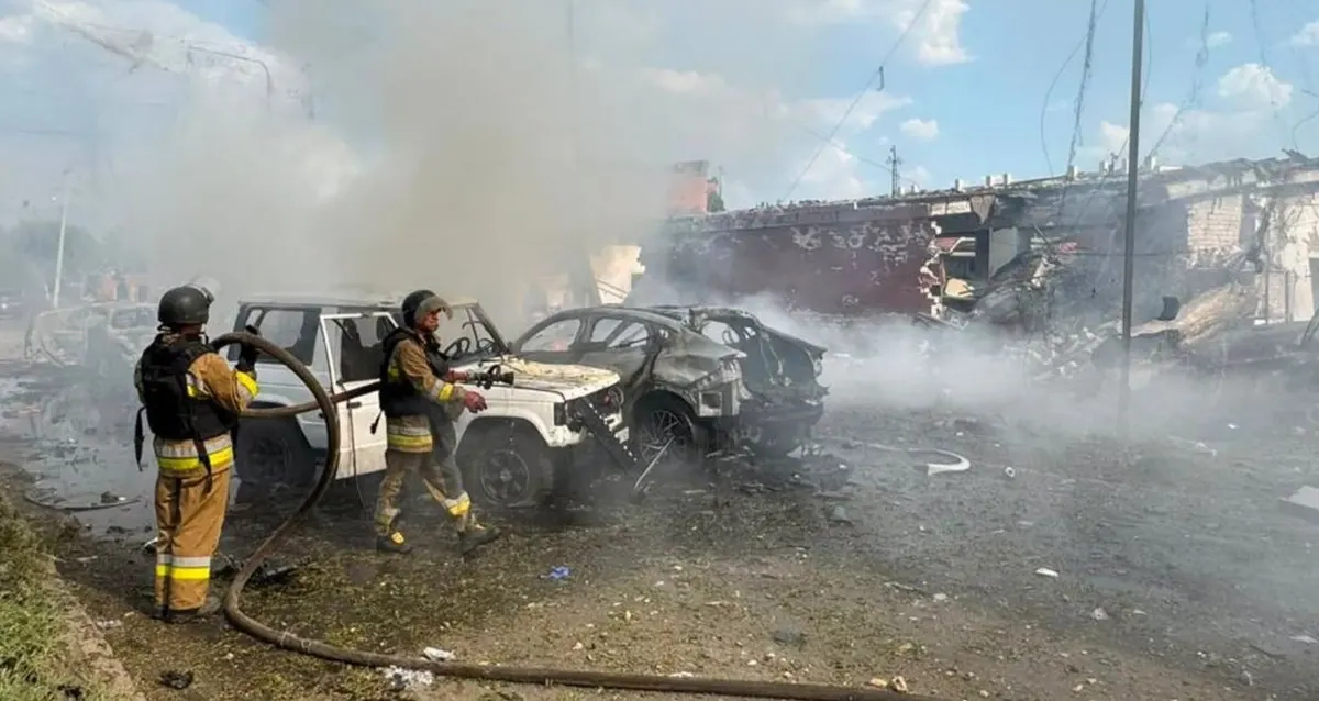 Слов'янськ після обстрілів: рятувальники ліквідували пожежі, спричинені атакою