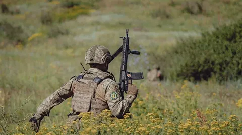 Наші захисники відбили вісім атак біля Костянтинівки