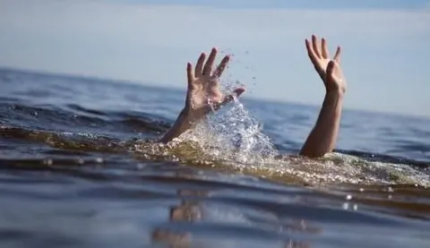 У Краматорську з річки Казенний Торець дістали тіло чоловіка