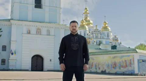 Зеленський: Україна не віддасть Донбас і не дасть ворогу перехопити ініціативу