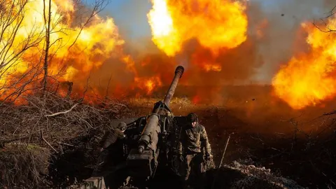 На Луганщині ворог бив зі ствольної артилерії