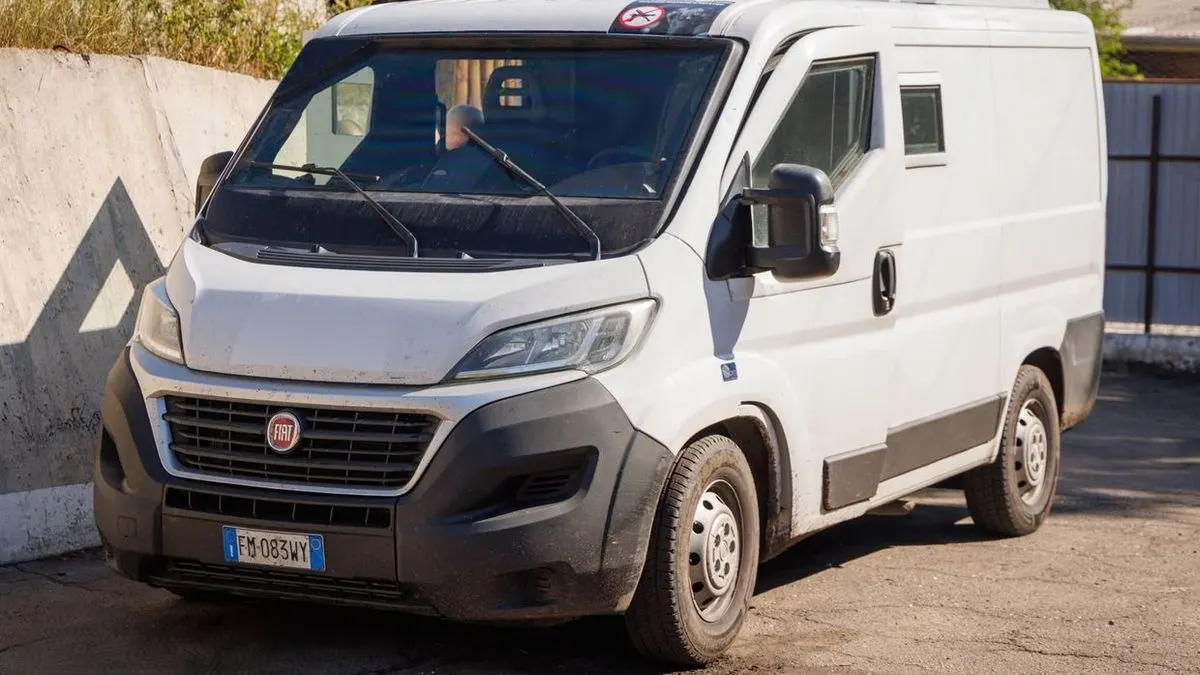 Рятувальники Донеччини отримали броньований автомобіль від італійських благодійників