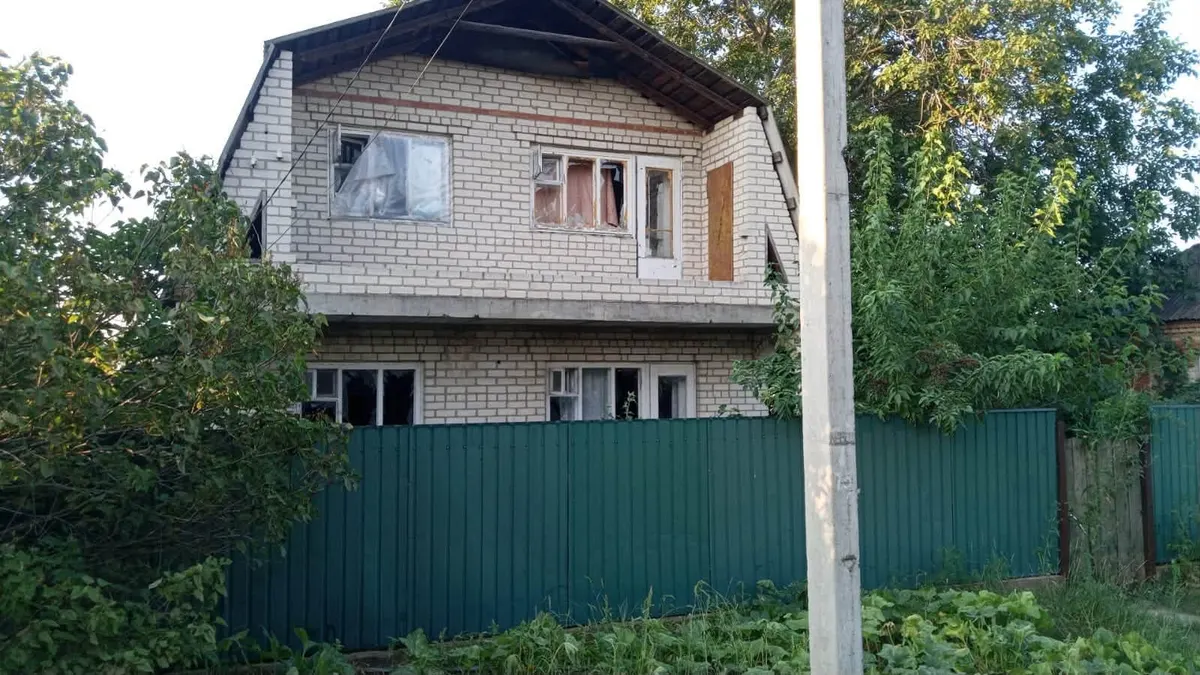 У Слов'янську через російські удари поранені двоє людей, пошкоджено тролейбусне управління
