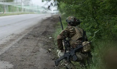 Ворог намагається пройти за трасою Добропілля — Краматорськ: ситуація на Луганщині