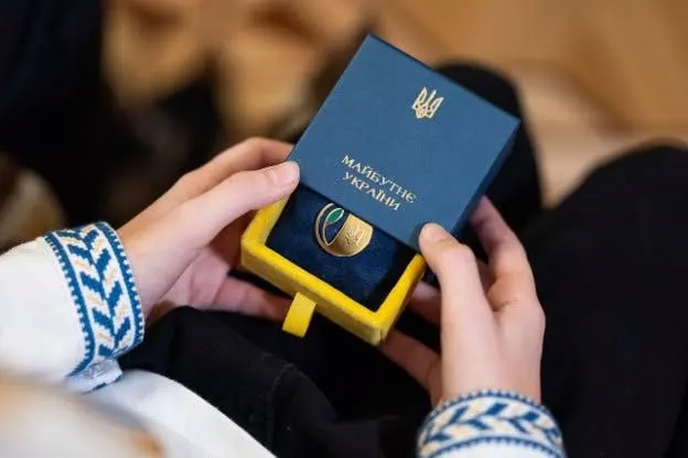 Школярі та вчителі Донеччини здобули перемоги на конкурсах