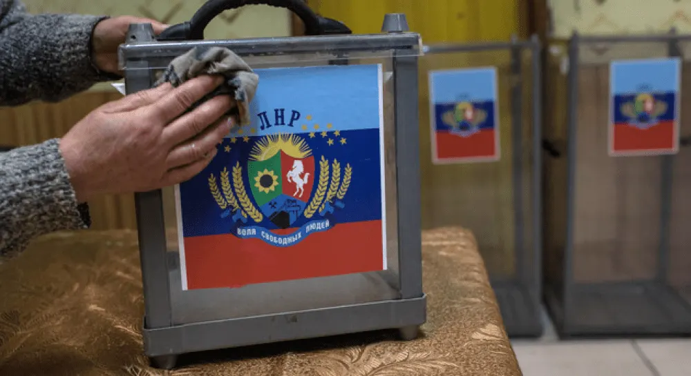 Окупанти готують "вибори" на Луганщині: створили два округи та спростили голосування