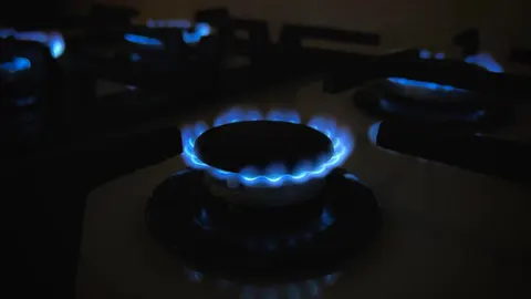 У "ЛНР" мешканцям багатоповерхівок загрожують відключенням газу
