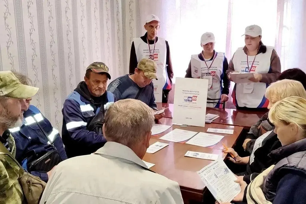 На окупованій Луганщині відкрили 581 дільницю для «виборів» до Держдуми РФ